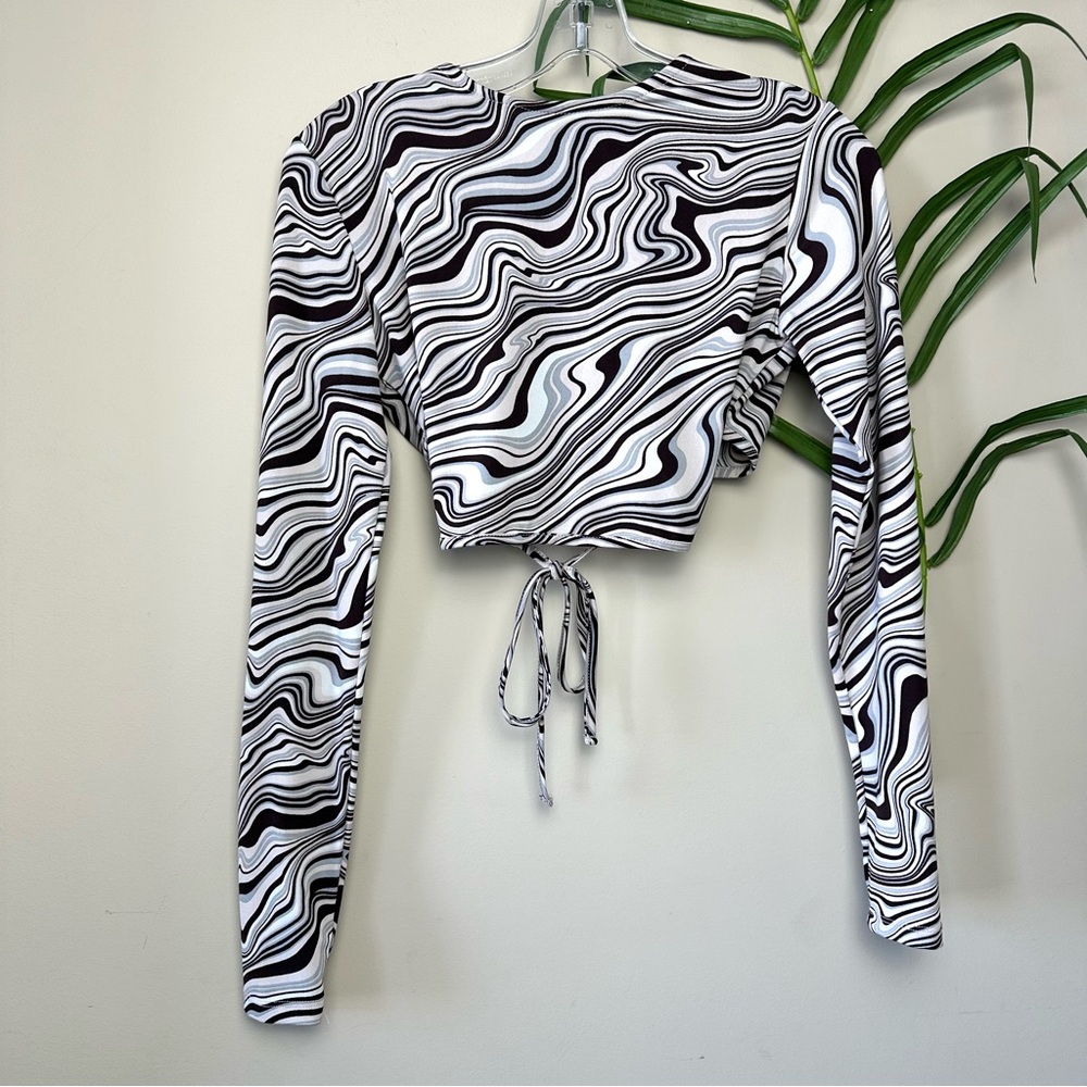 Marble Print Long Sleeve Tie Back Crop Top